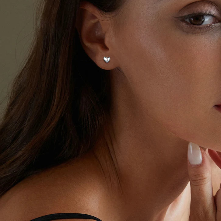 S925 Simple Heart Huggie Earrings