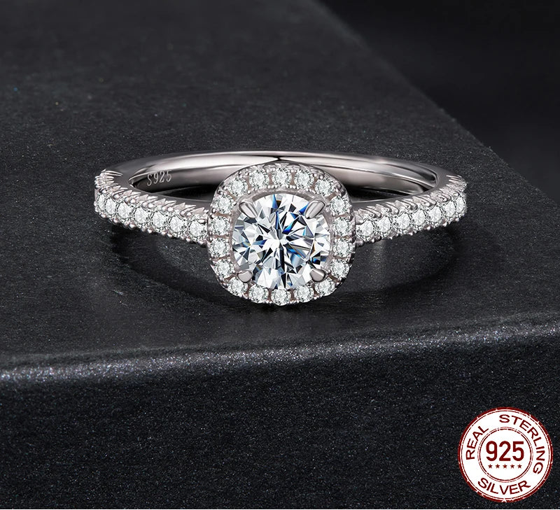 S925 | 0.5CT Square Halo Moissanite Ring